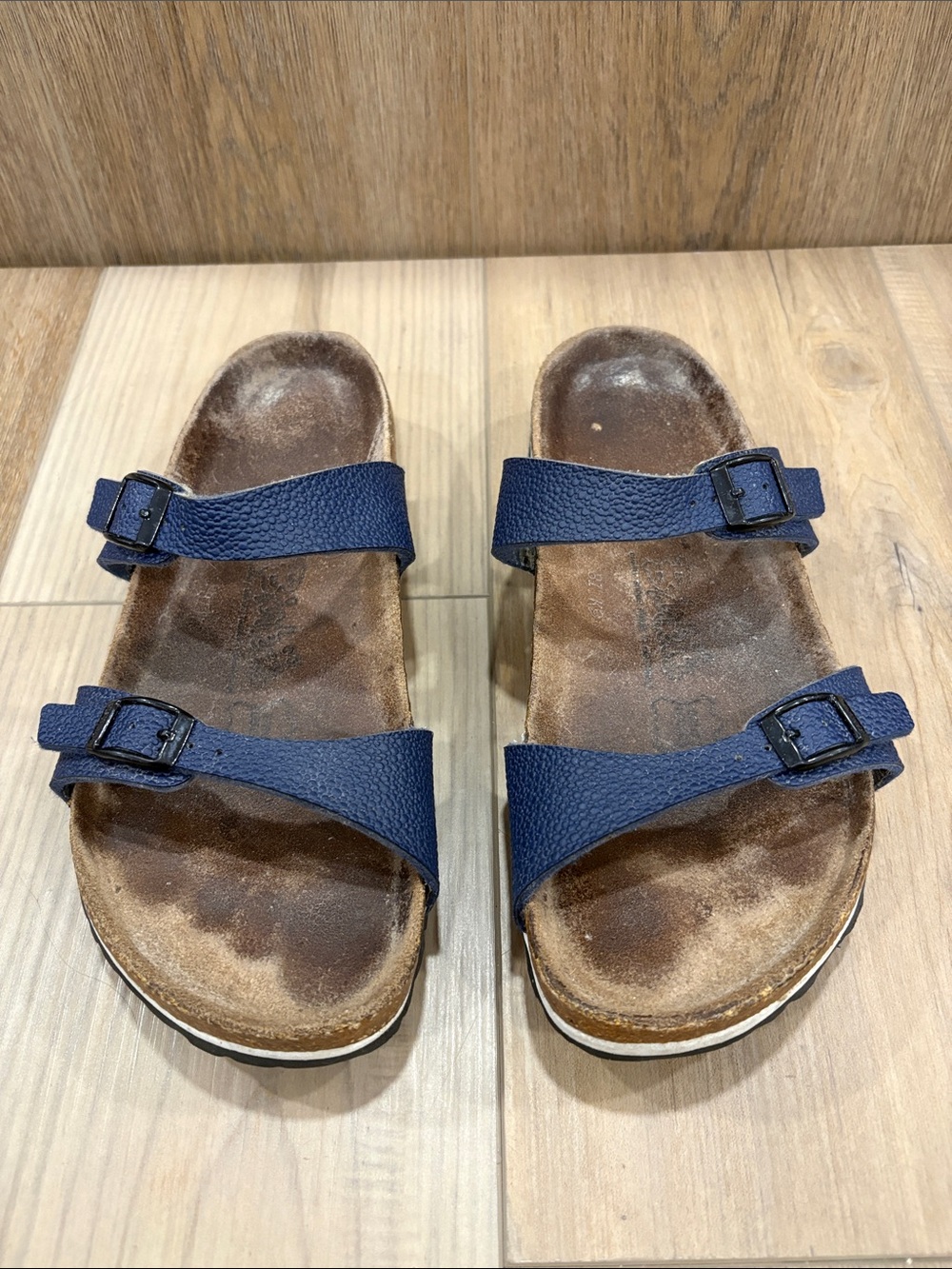 Birki’s Faux Pebbled Leather Double Buckle Strap Slide Sandals in Navy size 39